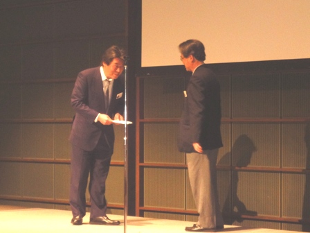 shinbikyokai2504.JPG